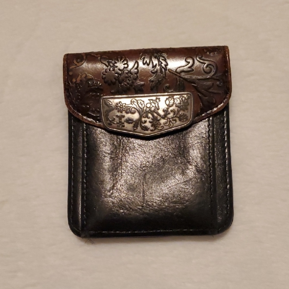 "Brighton"  Vintage Leather Wallet with Decorative silver Accent